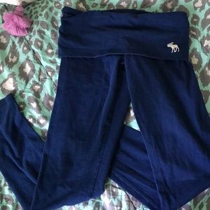 Abercrombie leggings Small, navy fold over waist